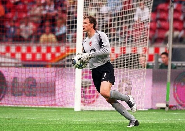 Jens Lehmann in Action: Arsenal's Victory over Porto at the Amsterdam Tournament, 2005