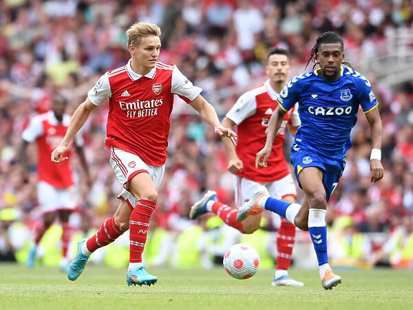 Martin Odegaard in Action: Arsenal vs Everton, Premier League 2021-22