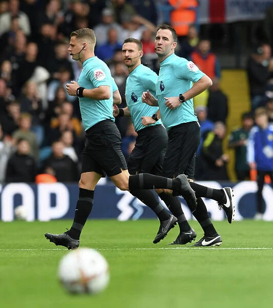 Premier League: Referees Ready - Leeds United vs. Arsenal (October 2022)