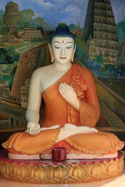 Buddha. Dharmikarama Burmese temple. Penang