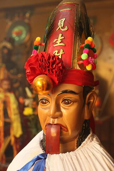 Chinese deity in Quan Am Pagoda