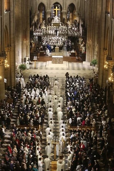 Chrism mass (Easter wednesday) in Notre Dame Cathedral