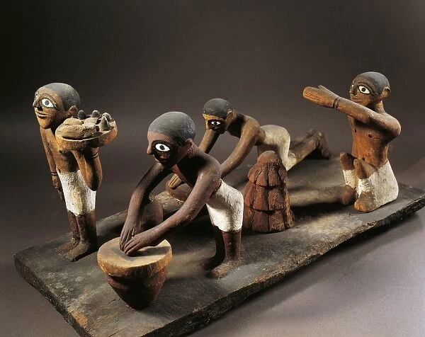 Egypt, Gebelein, Bread preparation, plastered wooden model from Ini tomb