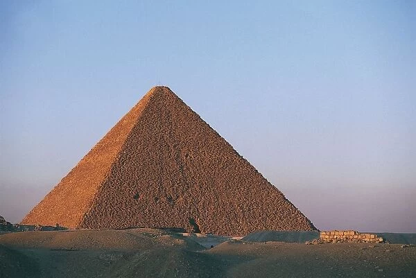Egypt, Giza, Pyramid of Khufu, Old Kingdom, 4th dynasty