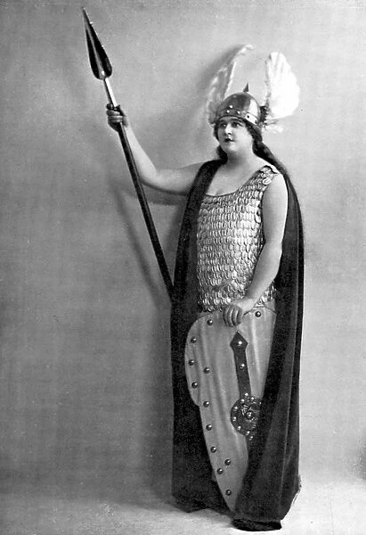 Florence Austral (1894-1968) Australian soprano specialising in Wagnerian roles: real name Wilson