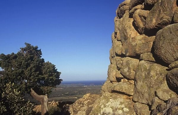 France, Corsica, Corse-du-Sud, walls of Castello d Araggio (casteddu d Araghju), from Early Bronze Age