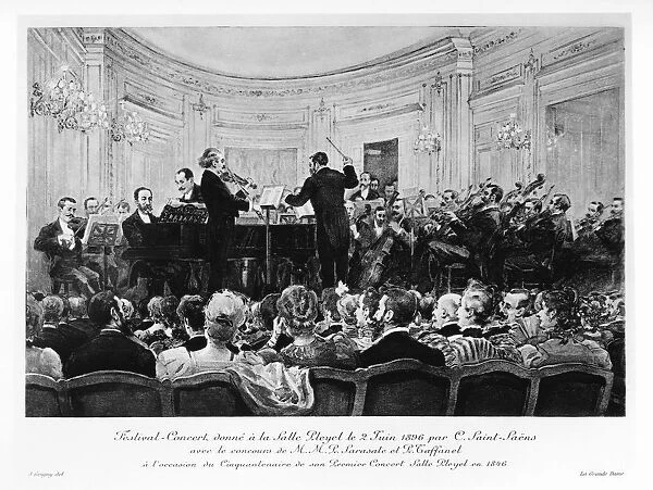 Francia, Charles Camille Saint-Saens (1835-1921) conducting the orchestra at the Salle Pleyel in Paris on June 2, 1896