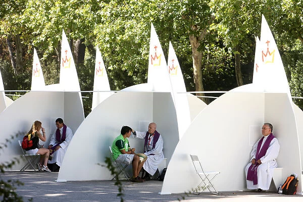 Holy confession during World Youth Day