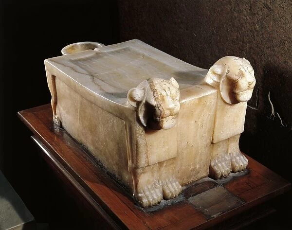 Libation table or alabaster altar, with lion heads