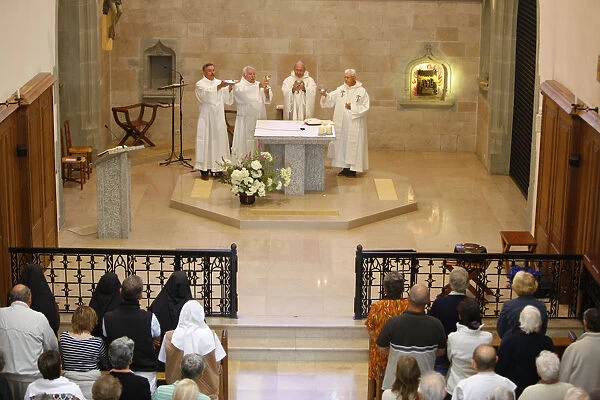 Mass in Carmel du Reposoir monastery