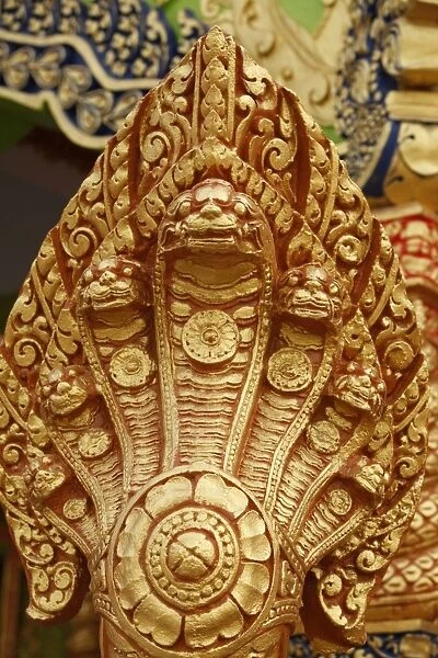 Naga sculpture in Wat Hawari