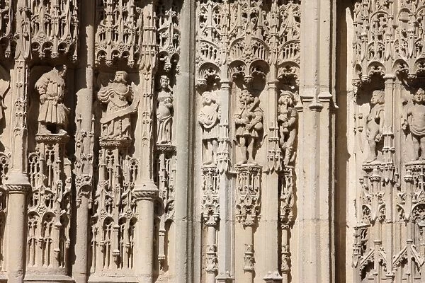 Notre-Dame church door sculptures