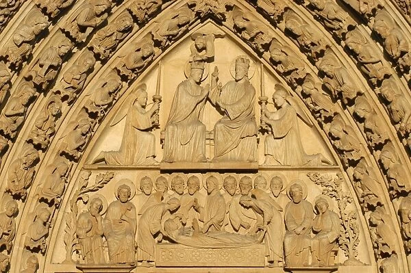 Notre Dame of Paris cathedral Virgins Gate tympanum Marys coronation and dormition (death)