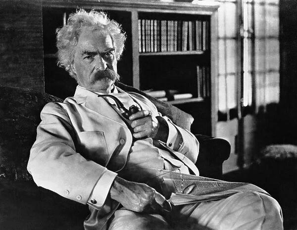 Novelist Mark Twain