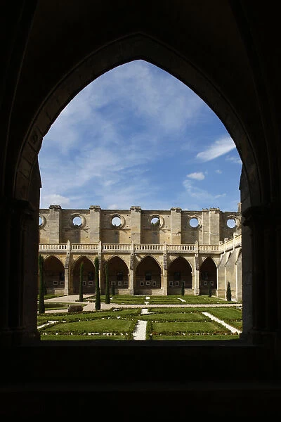 Royaumont abbey cloister & garden