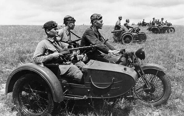The southern front (ukraine), soviet motorcyclists prior to attack, july 1942