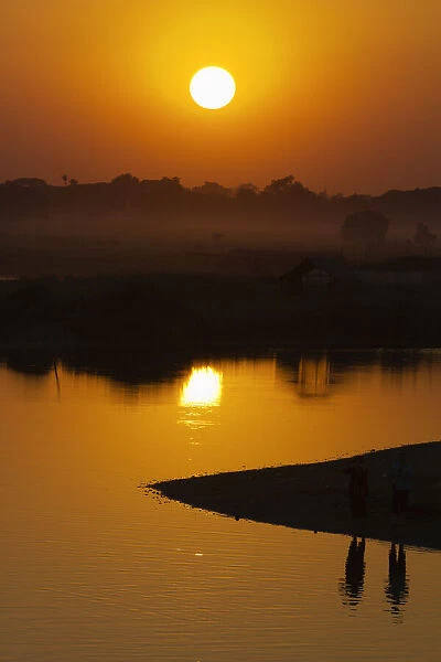 Sunset over Taungthaman Lake, viewed from U Bein Bridge, Myanmar