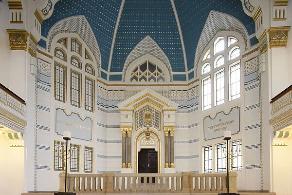 The synagogue of Pava street