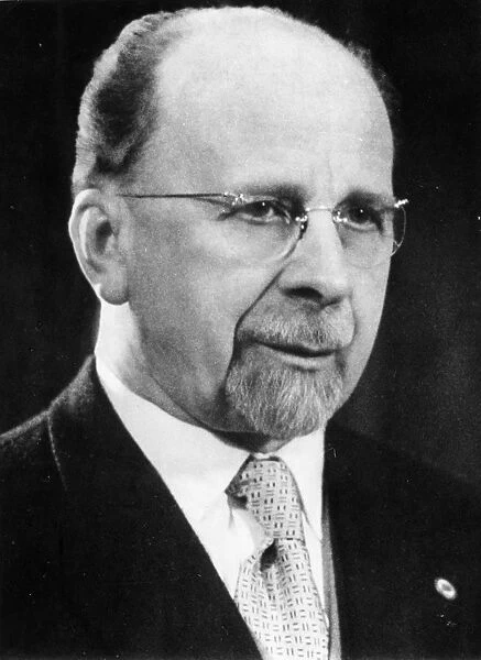 Walter ulbricht, chairman of the gdr council of state and first secretary of the central committee of the socialist unity party of germany (sed), 1961
