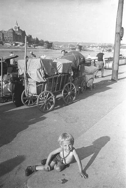 World war 2, life starts to get better after the war - a family returning home, summer 1945