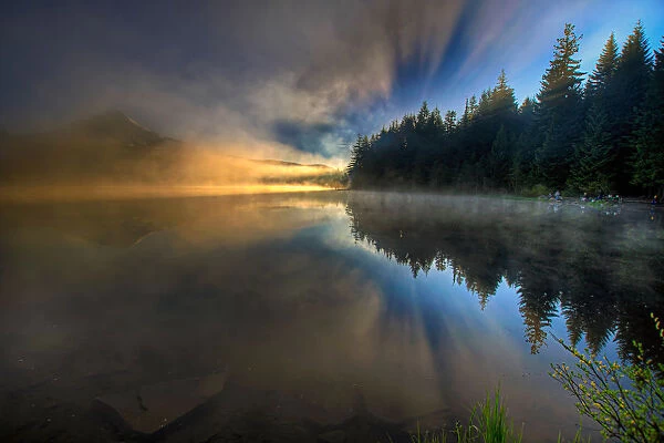 Sunrise at Trillium Lake, Oregon