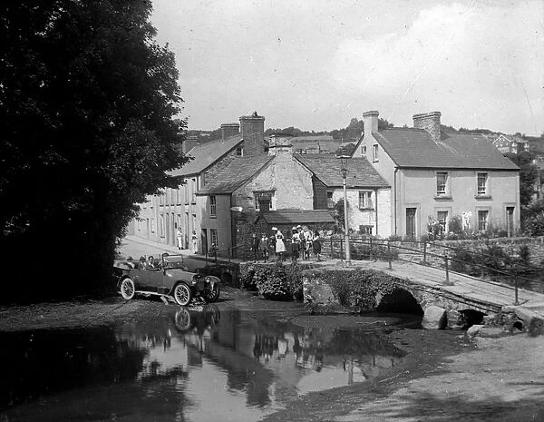 Old Bridge, Launceston, Cornwall. 7th July 1921