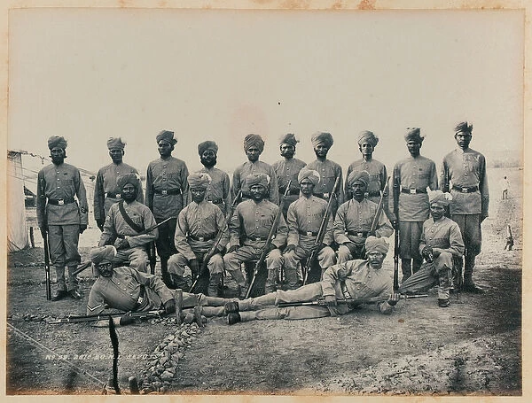 28th Bombay Native Infantry Sepoys, 1885 circa (b  /  w photo)