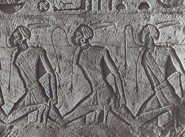 Africa: Egyptian relief, transport of prisoners, im Nubia (b / w photo)