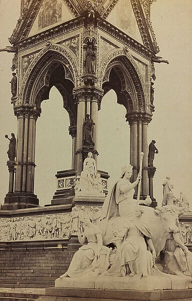 Album ' Voyage en Ecosse Septembre 1880 ': The Albert Memorial in Kensington Gardens in London
