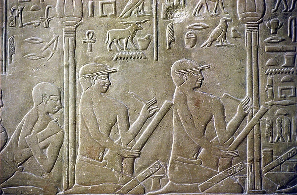 Ancient Egypt, Relief / Carving, Tomb of Merereuka, Mastaba of Merereuka, 6th Dynasty, Saqqara, Village elders forced to admit their faulty tax returns to clerks (photo)