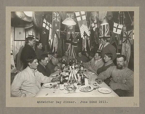 Antarctic huts - (Scott) Midwinter Day dinner in the hut, June 22nd 1911 (b / w photo)