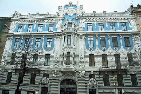 Art Nouveau Building Designed by Mikhail Eisenstein on 10B Elizabetes Street, Riga, Latvia (photo)
