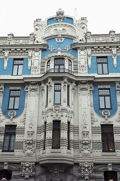 Art Nouveau Building Designed by Mikhail Eisenstein on 10B Elizabetes Street, Riga, Latvia (photo)