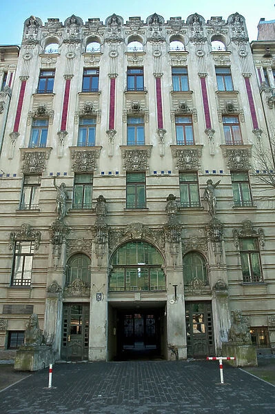 Art Nouveau Building Designed by Mikhail Eisenstein on 2A Strelnieku Street, Riga, Latvia (photo)