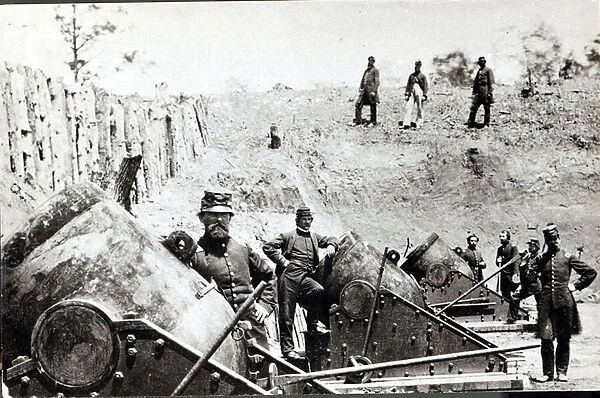 Battery No. 4 near Yorktown, 1862 (b  /  w photo)