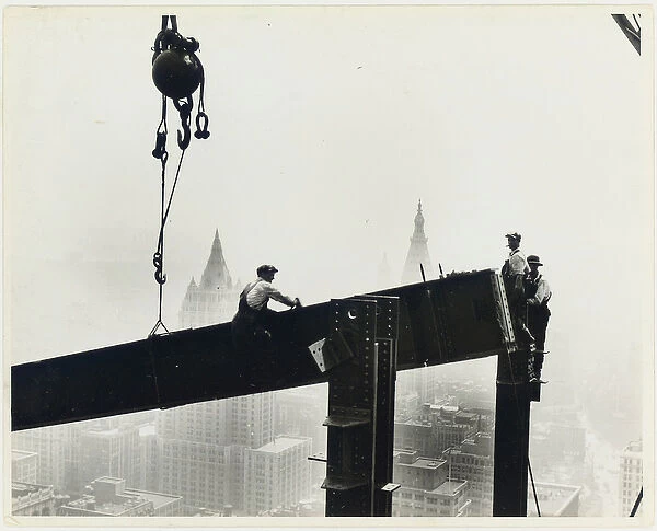 Building the Empire State Building, c. 1931 (gelatin silver print)