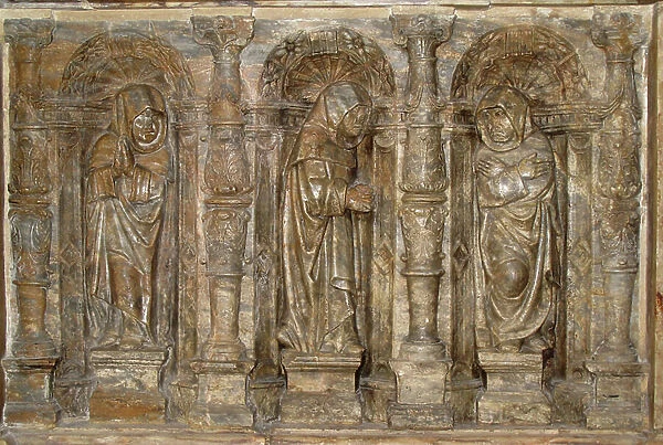 Cathedrale Saint-Just-et-Saint-Pasteur (Saint Just and Saint Pasteur). Detail of the tomb of Saint Emi Guillaume, archaic of Narbonne between 1507 and 1514, Cardinal Briconnet. Monks covered with mourning