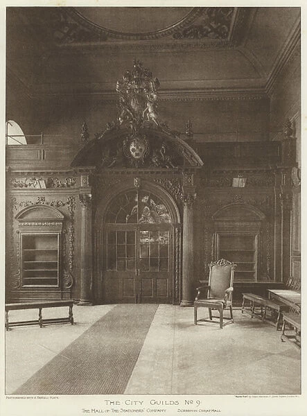 The City Guilds No 9, The Hall of the Stationers Company, Screen in Great Hall (b  /  w photo)
