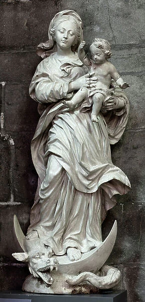 Collegiate church (Collegiale Notre-Dame). Interior. Statue. Madonna with Child. Attributed to Cornelis Vander Veken. Begin 18th century