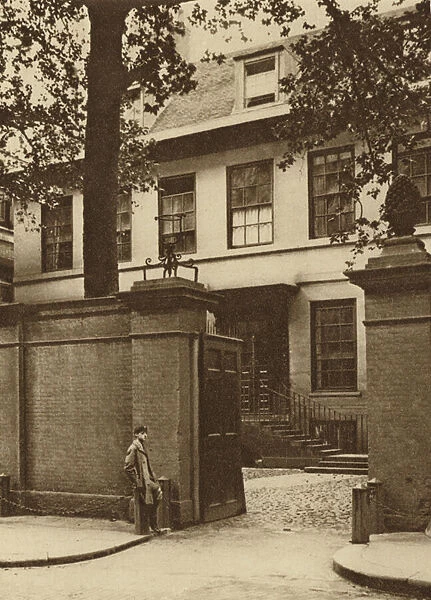 Deans Yard, residence of the Dean of St Pauls Cathedral (b  /  w photo)