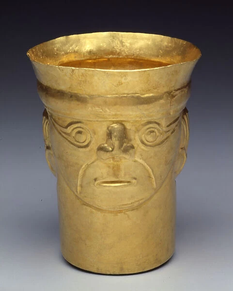 Double-Faced Cup, 900-1100 (gold)