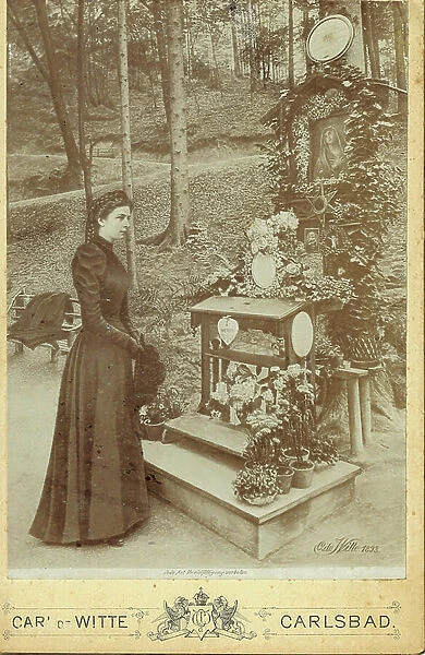 Elisabeth, Empress of Austria and Queen Consort of Hungary (24 December 1837 - 10 September 1898) (photo)