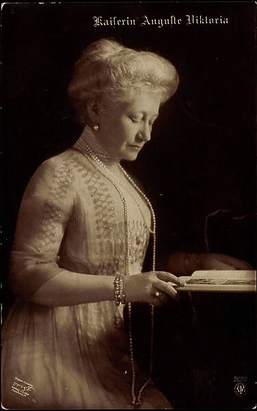 Empress Auguste Viktoria, Pearl Necklace, Book
