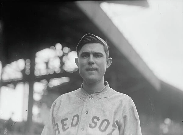 Ernie Shore, Major League Baseball Player, Boston Red Sox, Portrait, c. 1915 (b / w photo)
