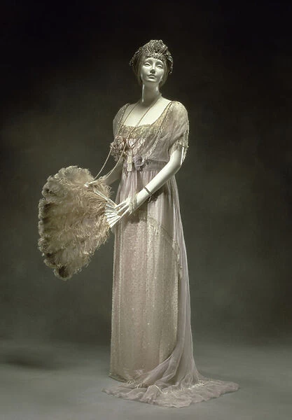 Evening gown, 1914 (textile)