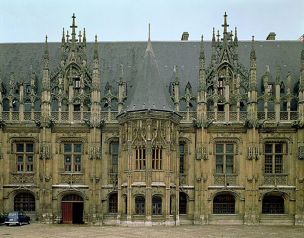 Exterior view of the Palace, 1499-1526, restored 1976 (photo)
