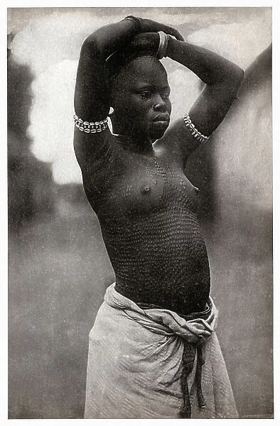 Feticheur in Senegal, 1920-30 (b / w photo)