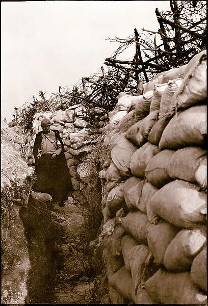 First World War 1914-1918 (14-18): French soldier (hairy) in a trench on the front line - beard frieze - sand bags - Anonymous Epoque negative, private collection