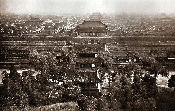 The Forbidden City, Beijing, 1920 (photo)