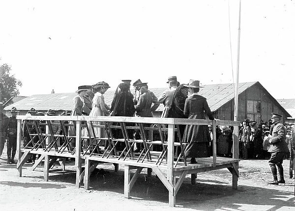 France, Centre, Indre-et-Loire (37), Parcay-Meslay: inauguration of the military aviation school of Parcay-Meslay (?) or barracks, 1917